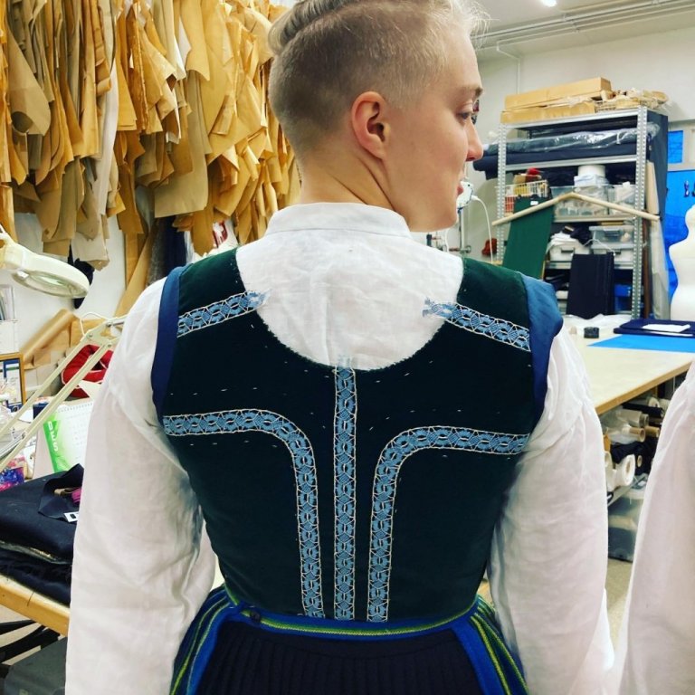 9e8eed7a-64d1-4f6d-ac0d-032fc271338b