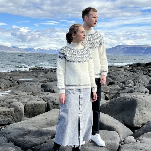 Gjöf - sweater kit / peysupakkning 