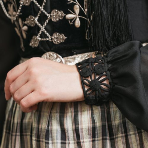 Þjóðbúningasaumur á Akureyri febrúar 2026